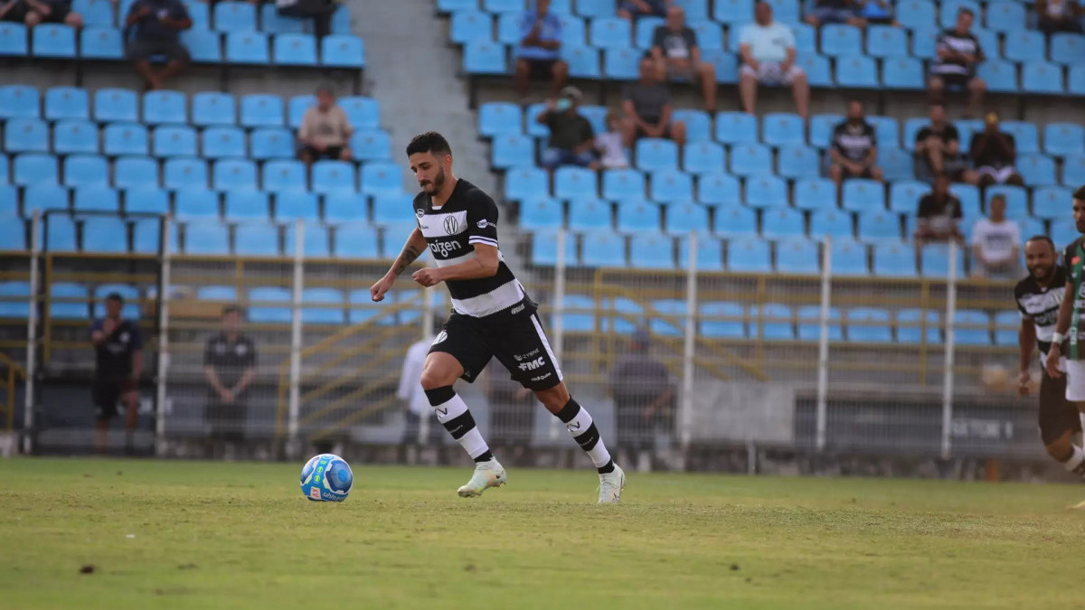 Fla se isola na ponta do Brasileirão Feminino ao derrotar